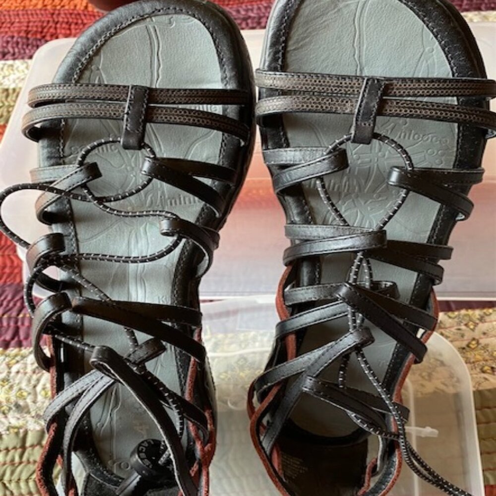 J-41 Adventure-On Athena Strappy Sandals- size 8.5